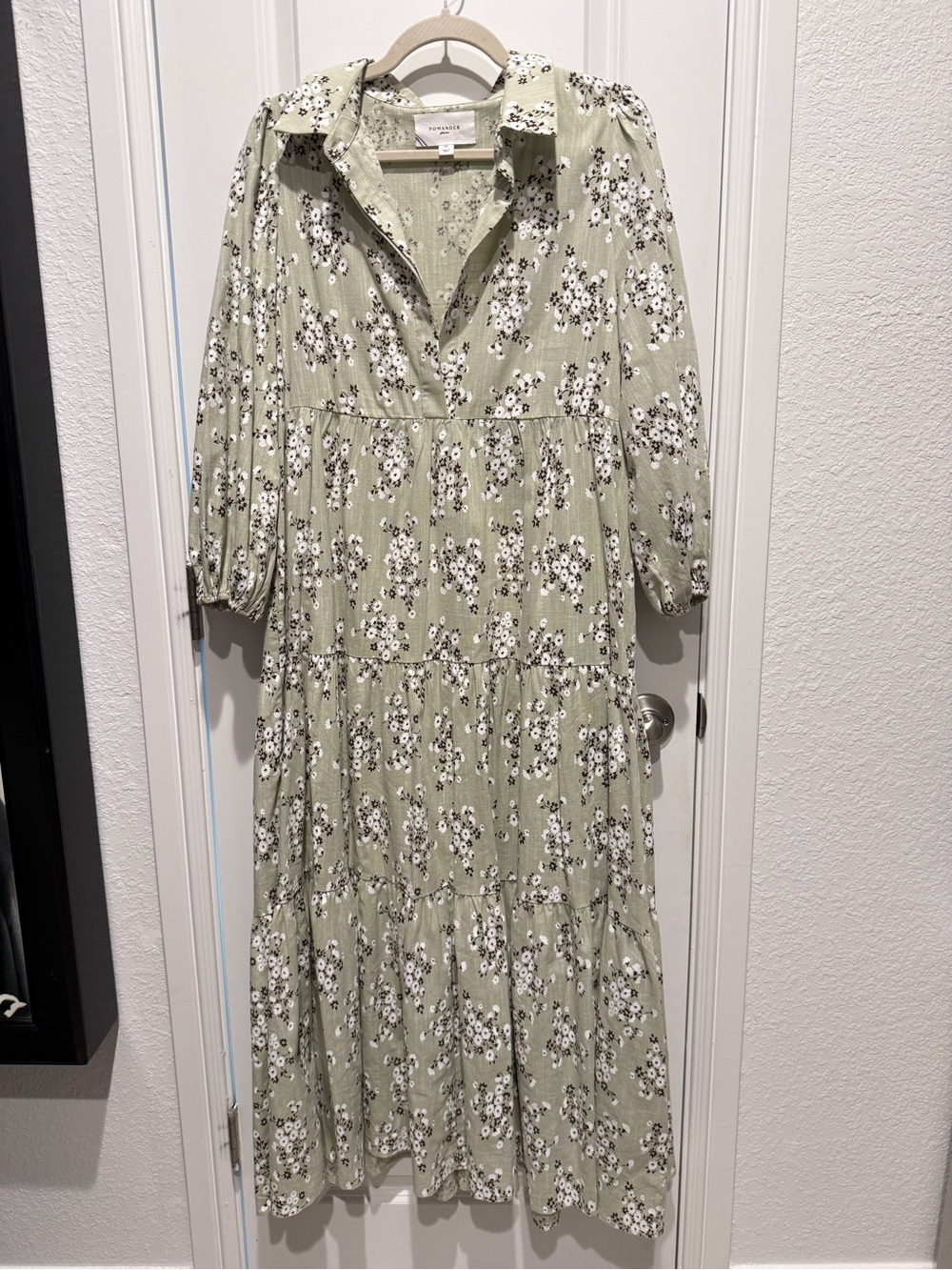 ✨Pomander Place✨ Green Ditsy Floral Cotton Mabel Maxi Dress - Picture 1 of 3